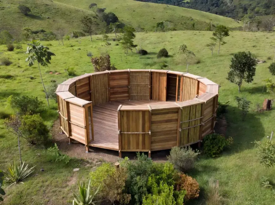 Casa modular desmontável Circularity Cabin em paisagem brasileira